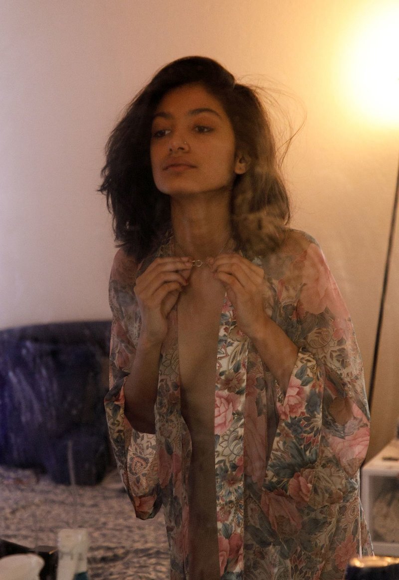 Белла, 24